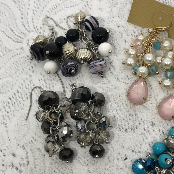 Bundle lot 4 boho style cluster beaded earrings - Picture 3 of 5